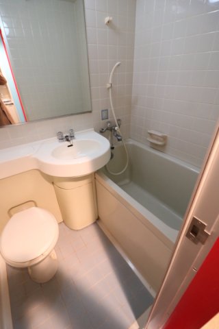 トイレ　※別部屋参考写真