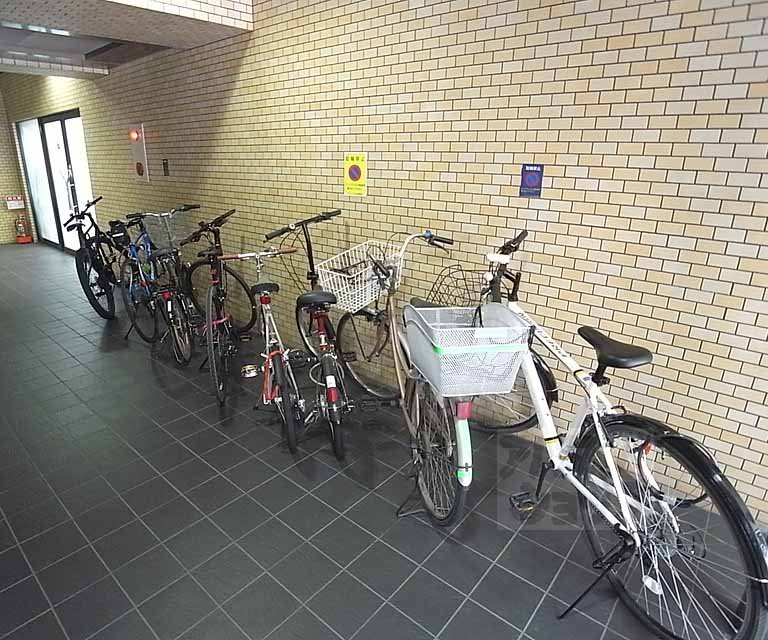 DETOM-1烏丸二条の外観写真