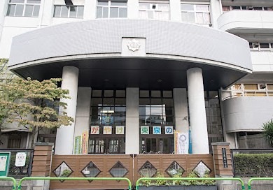 小学校　台東区立東泉小学校（小学校）まで247m