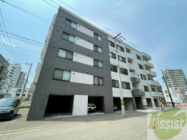 建物外観　札幌市東区北七条東「エルファロ７６」