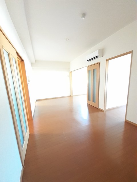 Sテイト新山口の居間写真