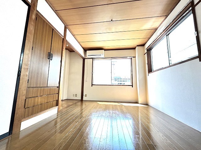居室・リビング　写真は1-D号室です（参考）