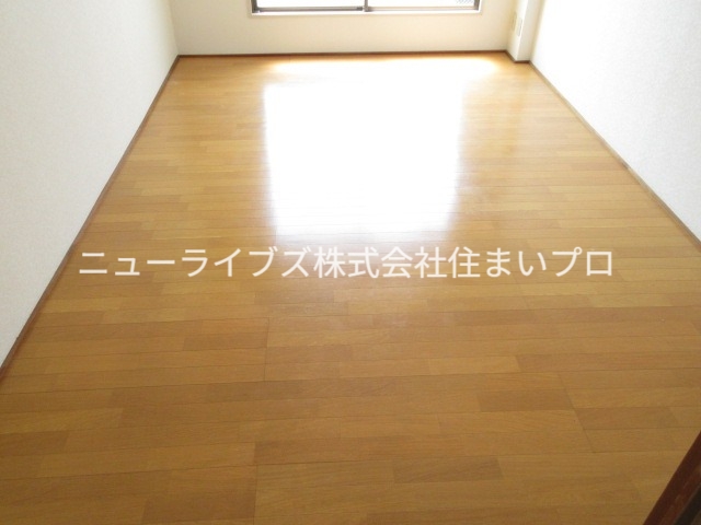 ハイツリコの居間写真