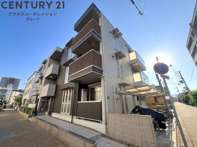 建物外観　オートロック付きで安心です♪