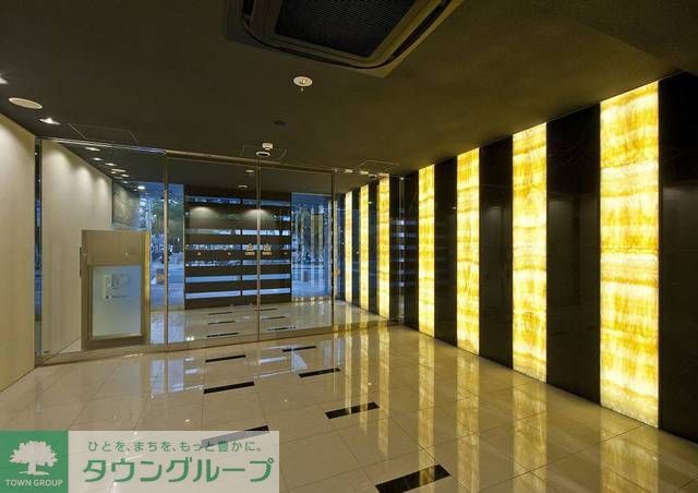 エントランス　豪華なエントランスホール