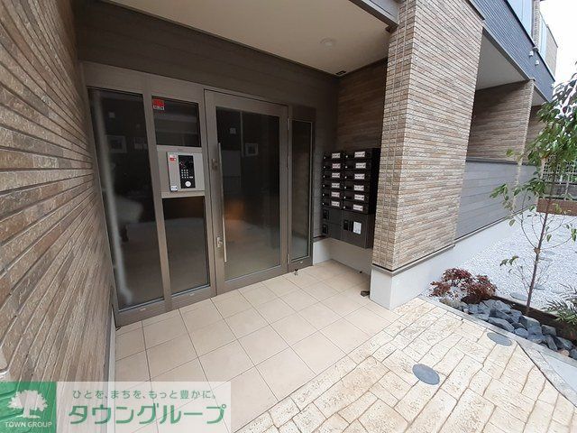 エントランス　★お部屋探しはタウンハウジング稲田堤店まで★