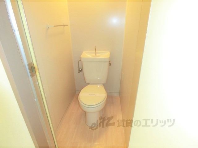 パープルゲートのトイレ写真