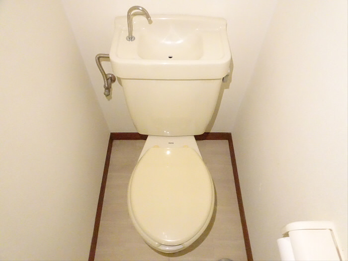 トイレ　ゆったりとした空間のトイレです