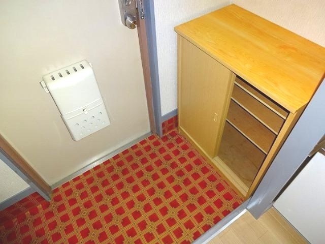 玄関　別部屋写真参照