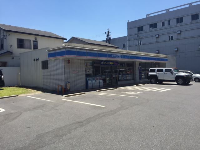 コンビニ　ローソン（コンビニ）まで360m