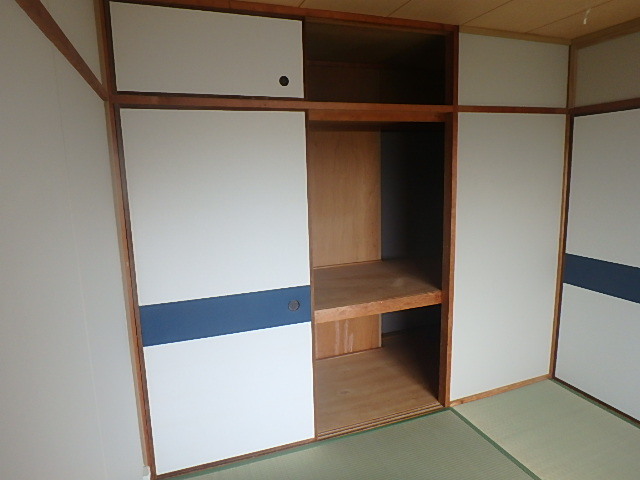 伊丹鴻池の内装写真