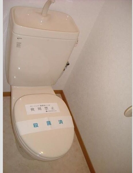 名鉄常滑線 太田川駅 徒歩26分 6階建 築19年のトイレ写真