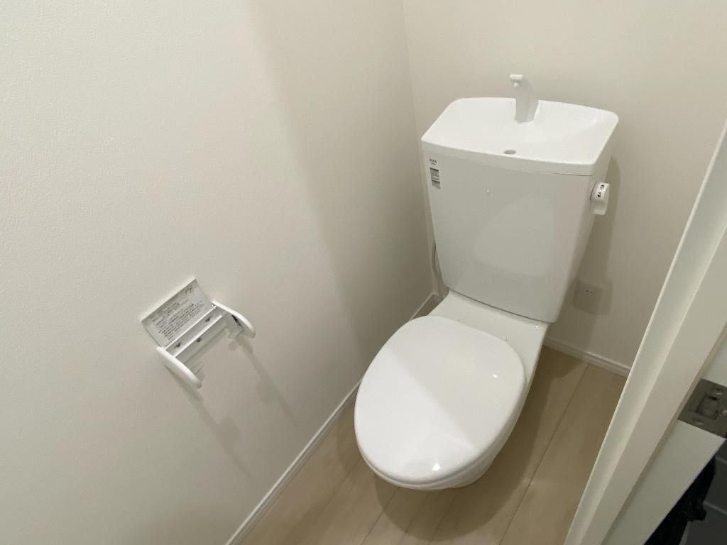キャピタルレジデンス八千代台 102のトイレ写真