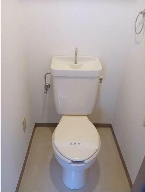 ハーブハイム2のトイレ写真