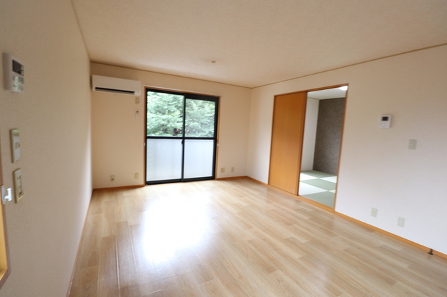 ファンシールの居間写真