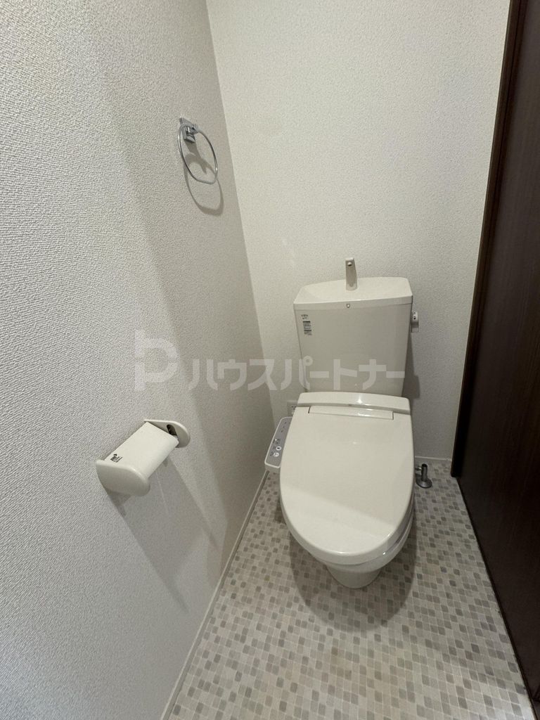 都営大江戸線 両国駅 徒歩9分 5階建 築10年のトイレ写真