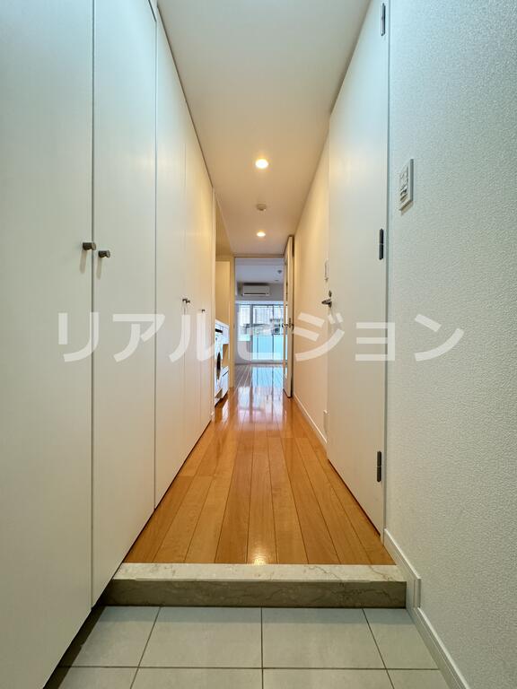 アジリア南麻布Jsの玄関写真