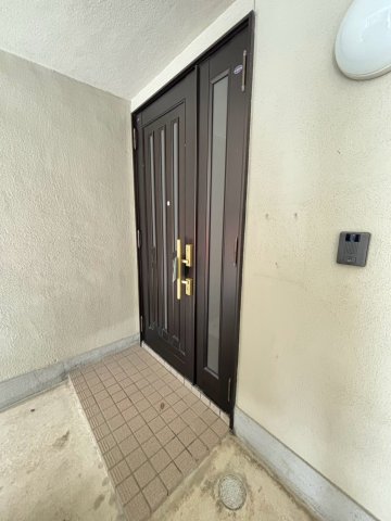 Re-Home高石市綾園の玄関写真