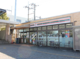 コンビニ　セブン－イレブン　ハートインＪＲ守山駅西口店（コンビニ）まで200m