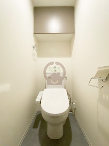 地下鉄千日前線 阿波座駅 徒歩2分 15階建 築6年のトイレ写真
