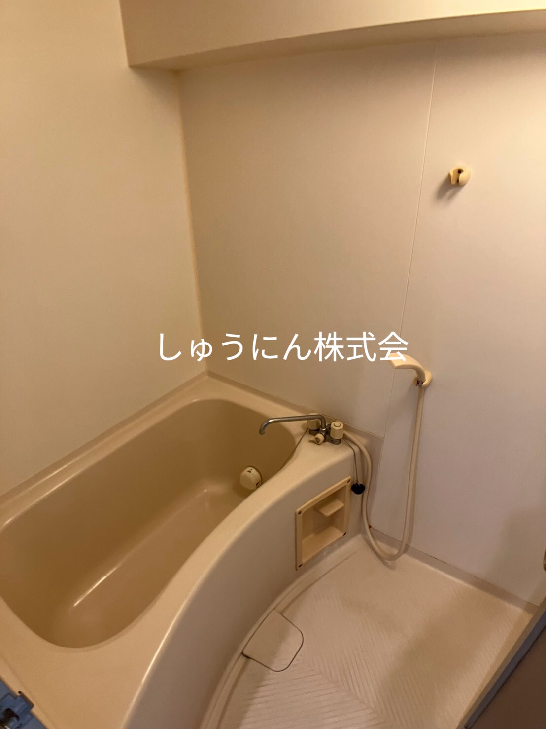 ハイフォルム寺塚1の風呂写真