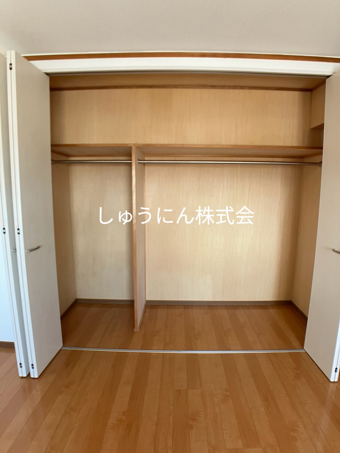 ハイフォルム寺塚1の内装写真
