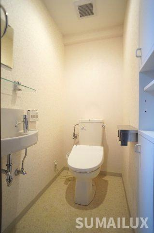 ＪＲ豊肥本線 肥後大津駅 徒歩27分 4階建 築19年のトイレ写真