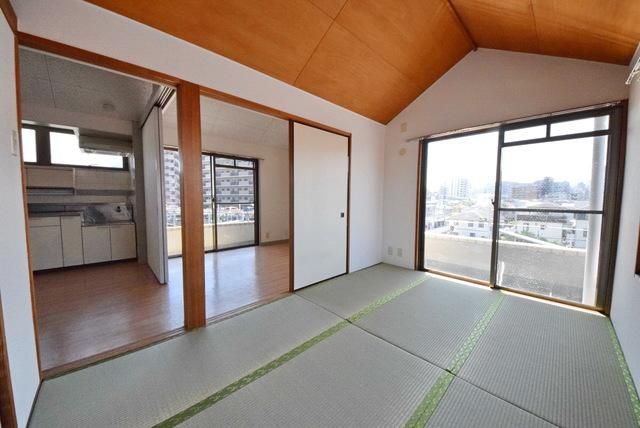 居室・リビング　♪全部屋への行き来がしやすい間取り♪