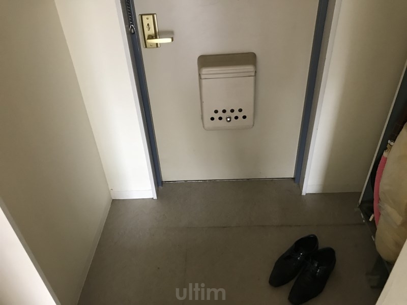 玄関　※同タイプの他のお部屋です