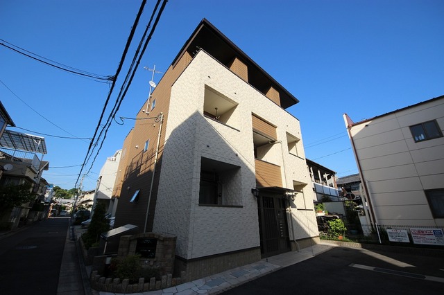 カーサ・カルマ桃山の外観写真