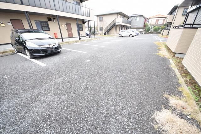 駐車場　敷地内駐車場