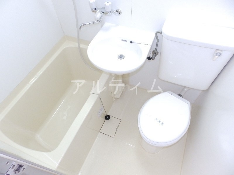 洗面設備　※別のお部屋の写真です