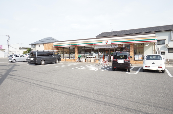 コンビニ　セブンイレブン新潟姥ケ山店（コンビニ）まで567m