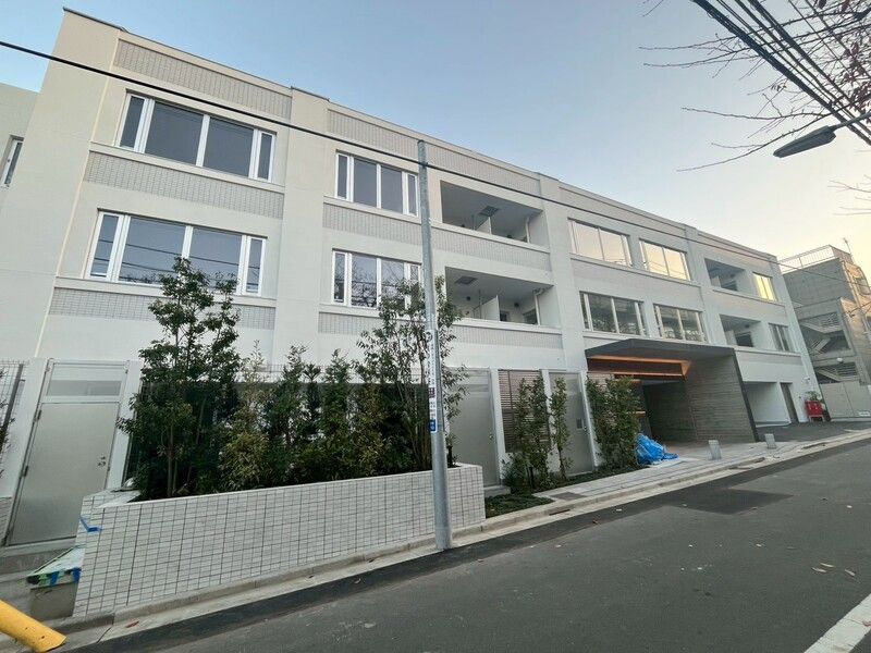 クレストコート旗の台の外観写真