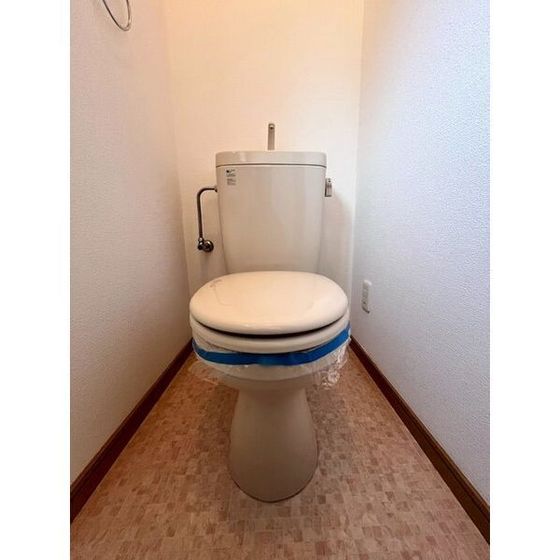 トイレ　別部屋参考写真