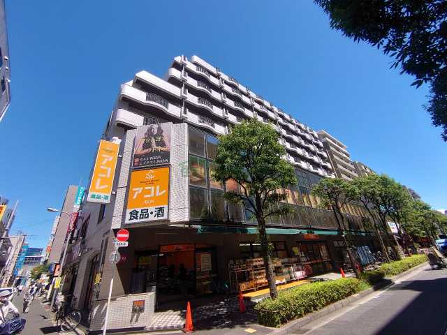建物外観　駅前物件