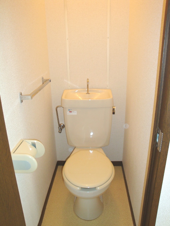 トイレ　バストイレ別