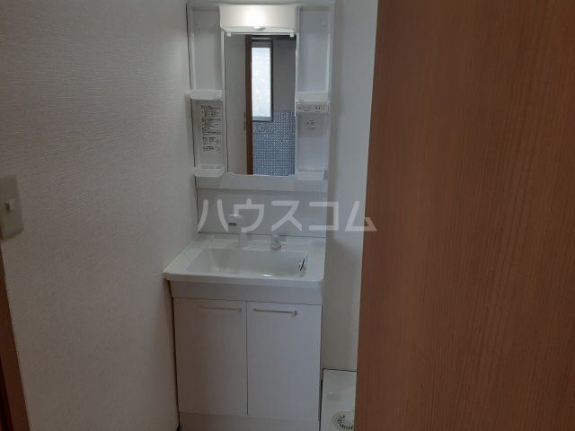 【名古屋市守山区八剣のマンションの洗面設備】