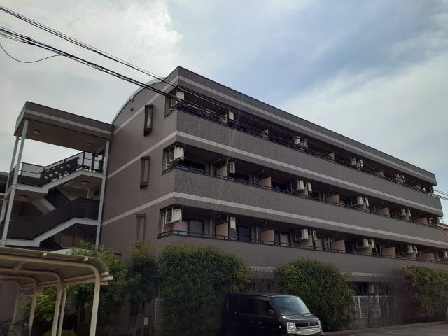堺市西区浜寺石津町東のマンションの建物外観