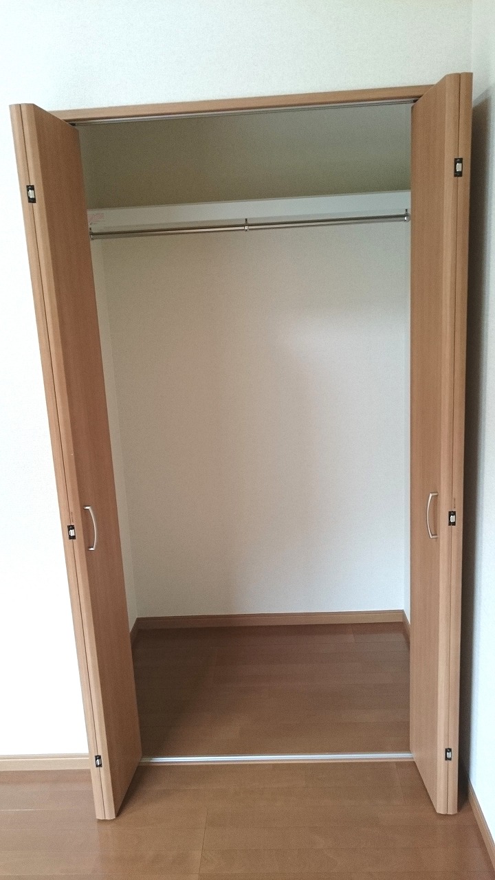 収納　クローゼット