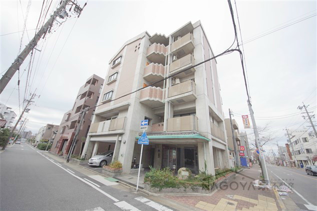 置地マンションの建物外観