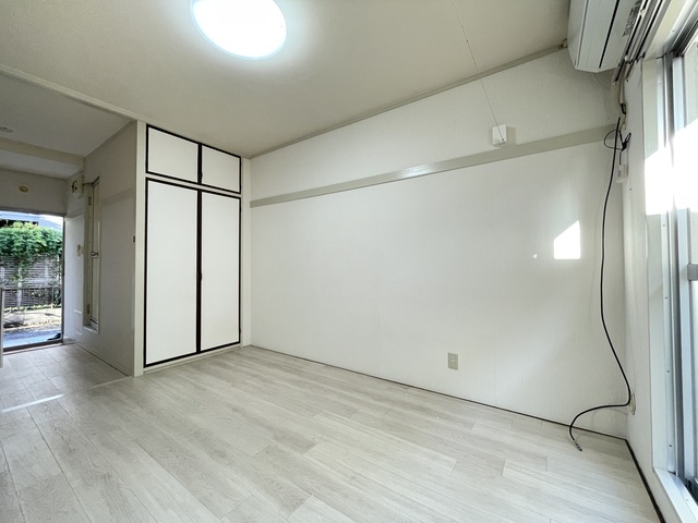 居室・リビング　増えがちな荷物もスッキリ収納できます！