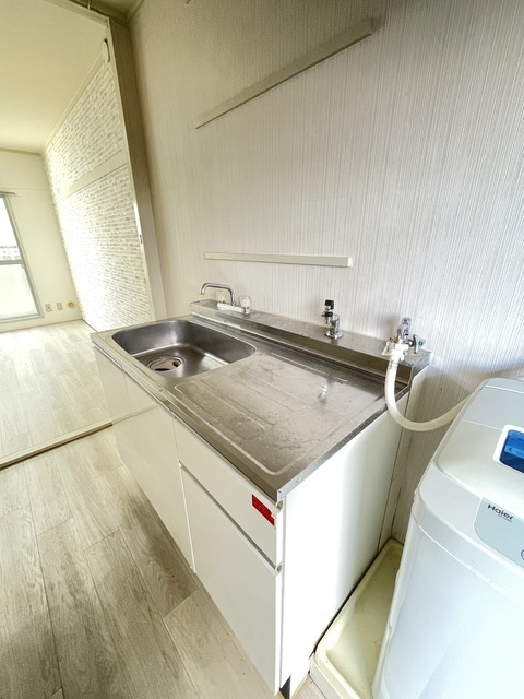 キッチン　キッチン用品もスッキリ収納できますね♪