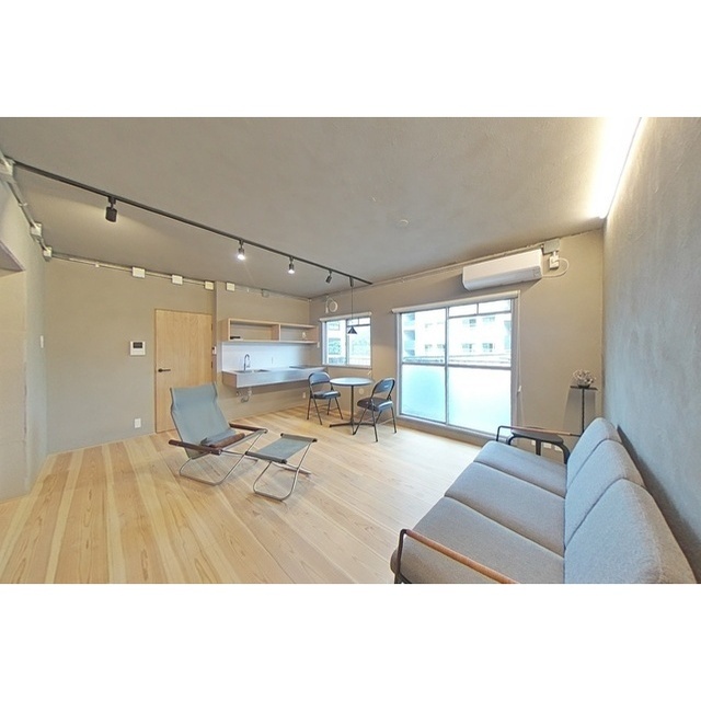 居室・リビング　※画僧の家具はイメージの為付属いたしませ