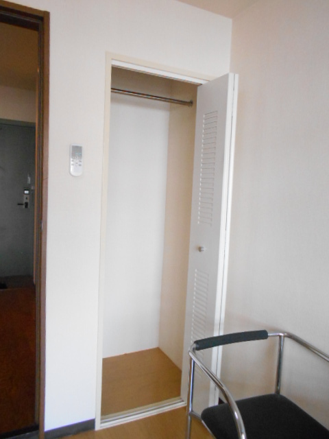 収納　収納も大きく数多くの物を収納していただけます。