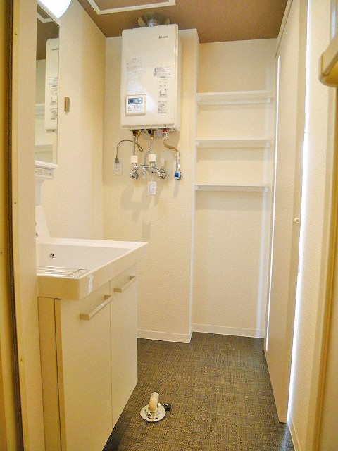 洗面設備　シャンプードレッサー完備♪