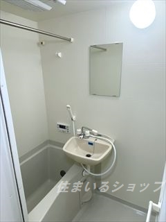 バス・シャワールーム　浴室暖房乾燥機あり