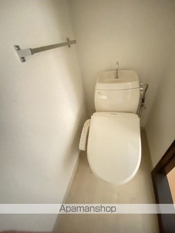 メゾンドールA館のトイレ写真
