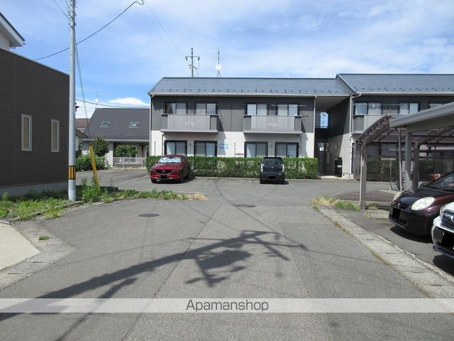 その他　周辺道路（その他）まで0m