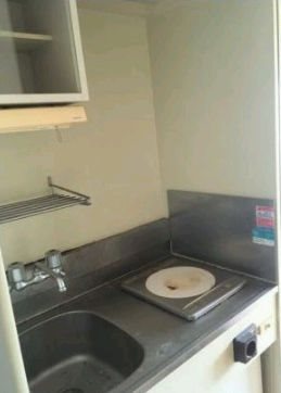 キッチン　同建物別号室の写真です。